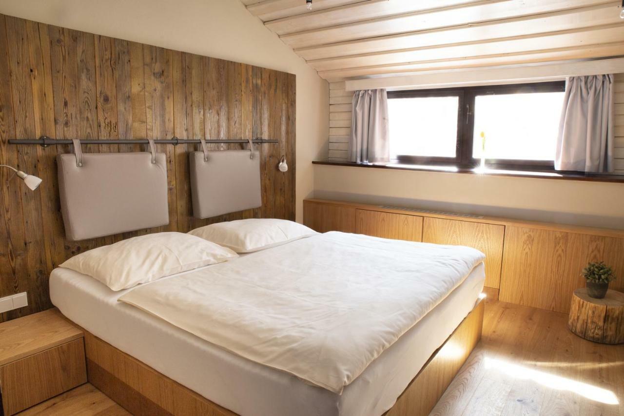 Koliba U Cerneho Medveda Hotel Zlín Kültér fotó