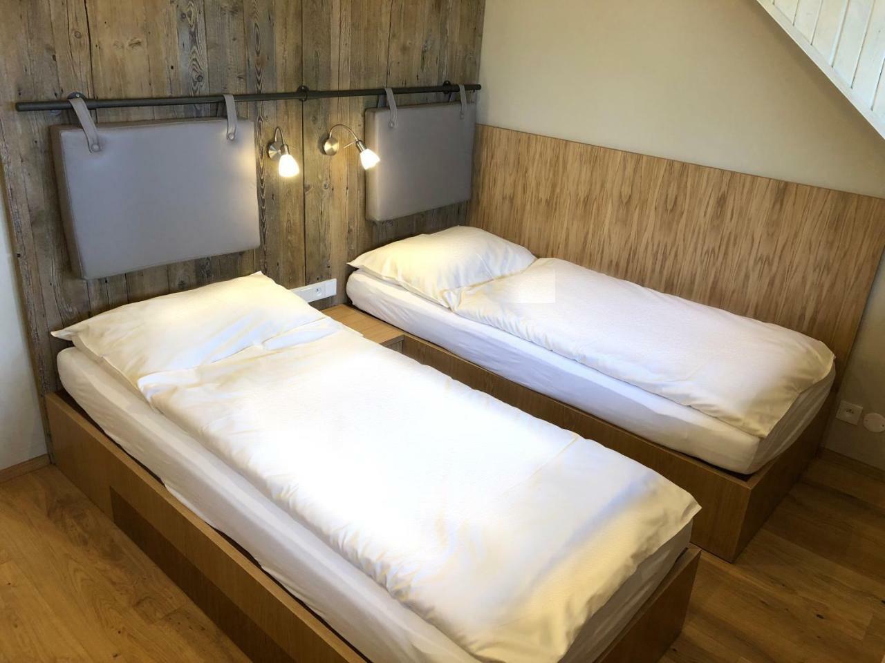 Koliba U Cerneho Medveda Hotel Zlín Kültér fotó